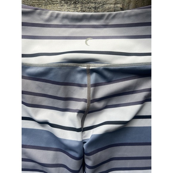 Zyia Active Purple Horizon Light n Tight Leggings Striped Size 4 - Picture 7 of 7